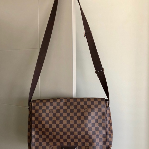 Louis Vuitton Brooklyn GM Damier Messenger Bag - Picture 3 of 10